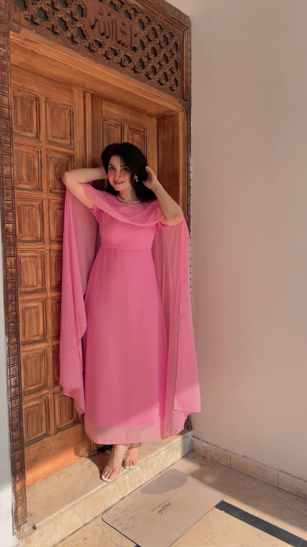 Premium Cape Style Chiffon Maxi – Elegant Flowing Dress