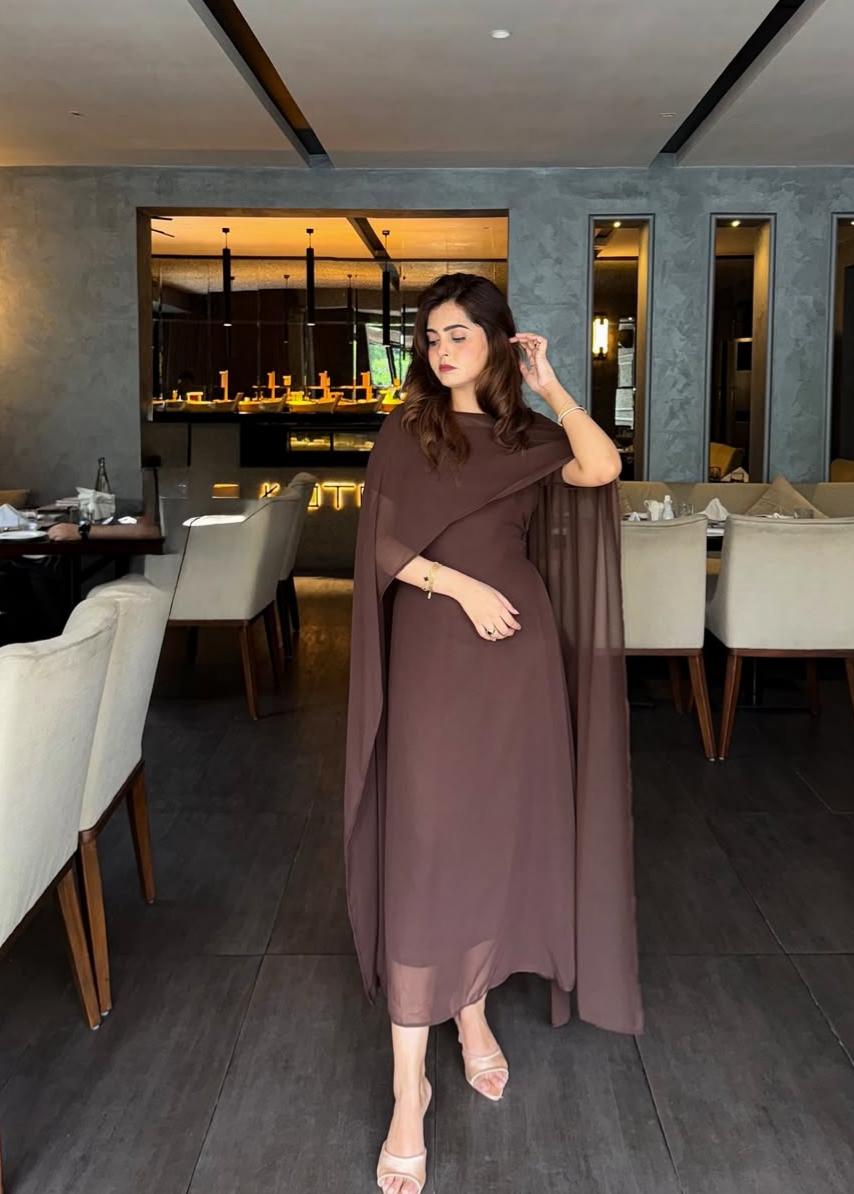 Premium Cape Style Chiffon Maxi – Elegant Flowing Dress