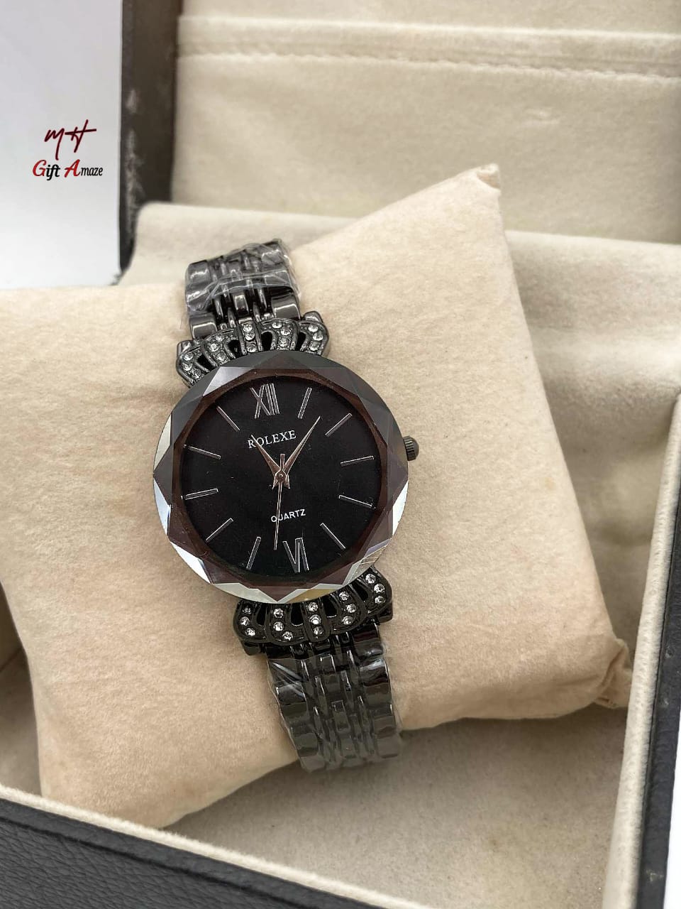 Elegant Women’s Premium Stylish Watch Collection – Multiple Dial & Chain Options