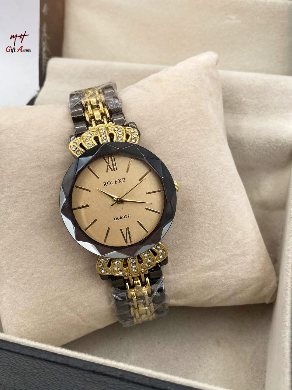 Elegant Women’s Premium Stylish Watch Collection – Multiple Dial & Chain Options